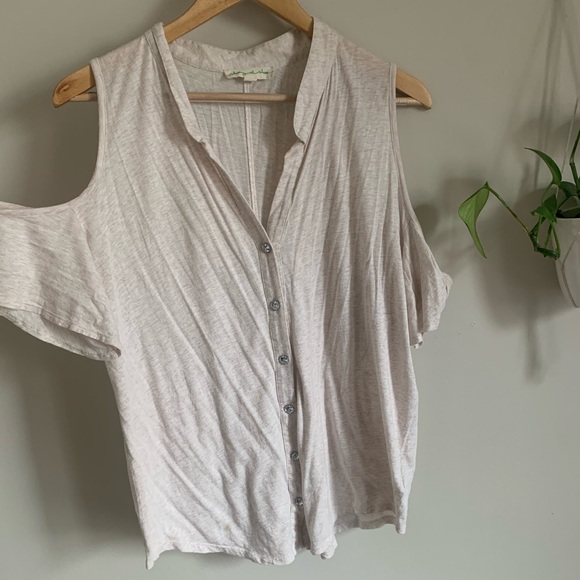 ☀️Anthropologie cold shoulder top - Picture 1 of 6